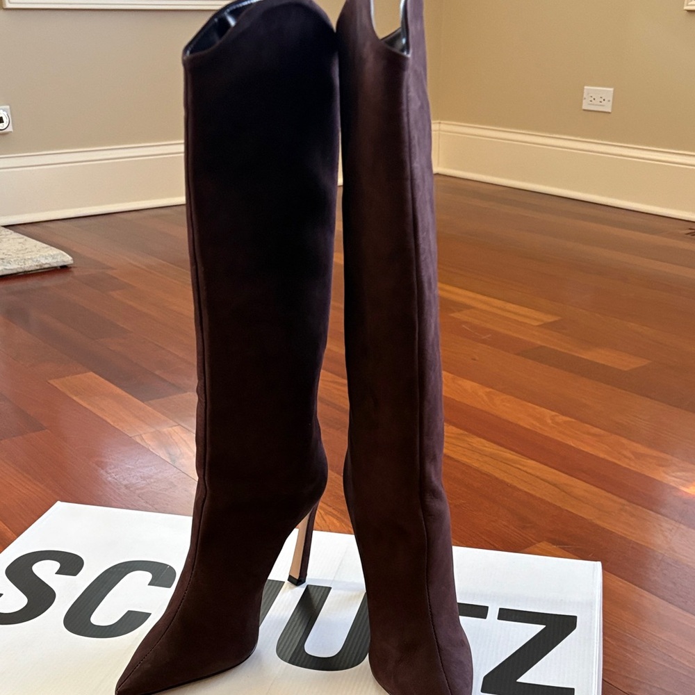 SCHUTZ Women's Elegant Brown Heeled Boots